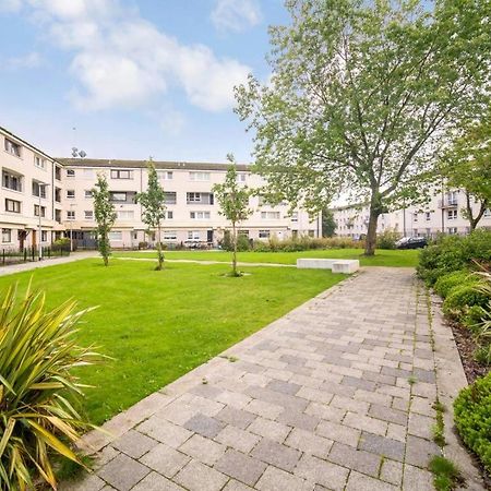 גלאזגו Lovely 1-Bedroom Property With Balcony In West End מראה חיצוני תמונה