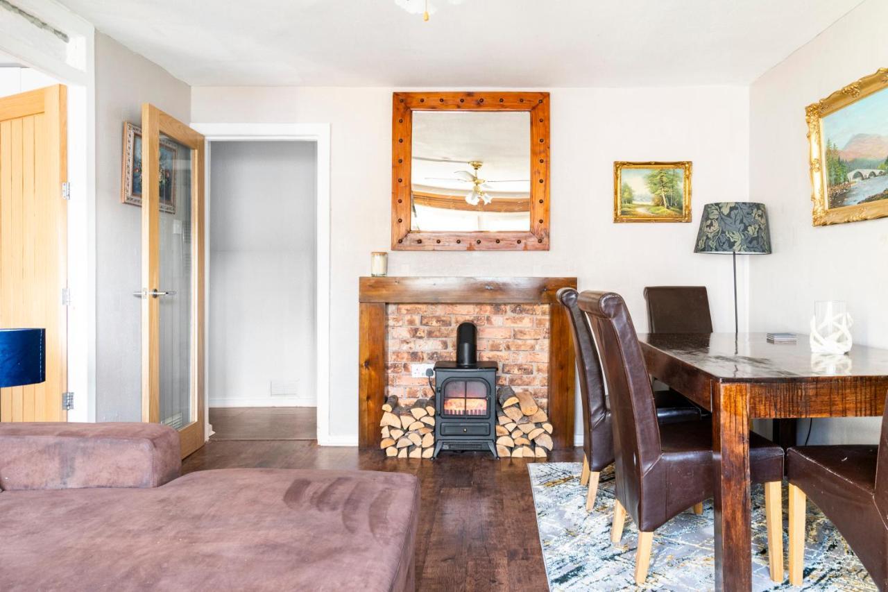 גלאזגו Lovely 1-Bedroom Property With Balcony In West End מראה חיצוני תמונה
