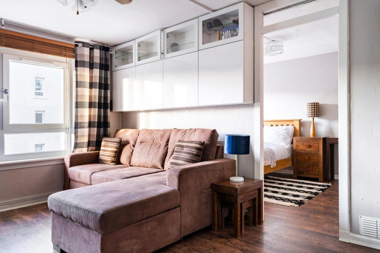 גלאזגו Lovely 1-Bedroom Property With Balcony In West End מראה חיצוני תמונה