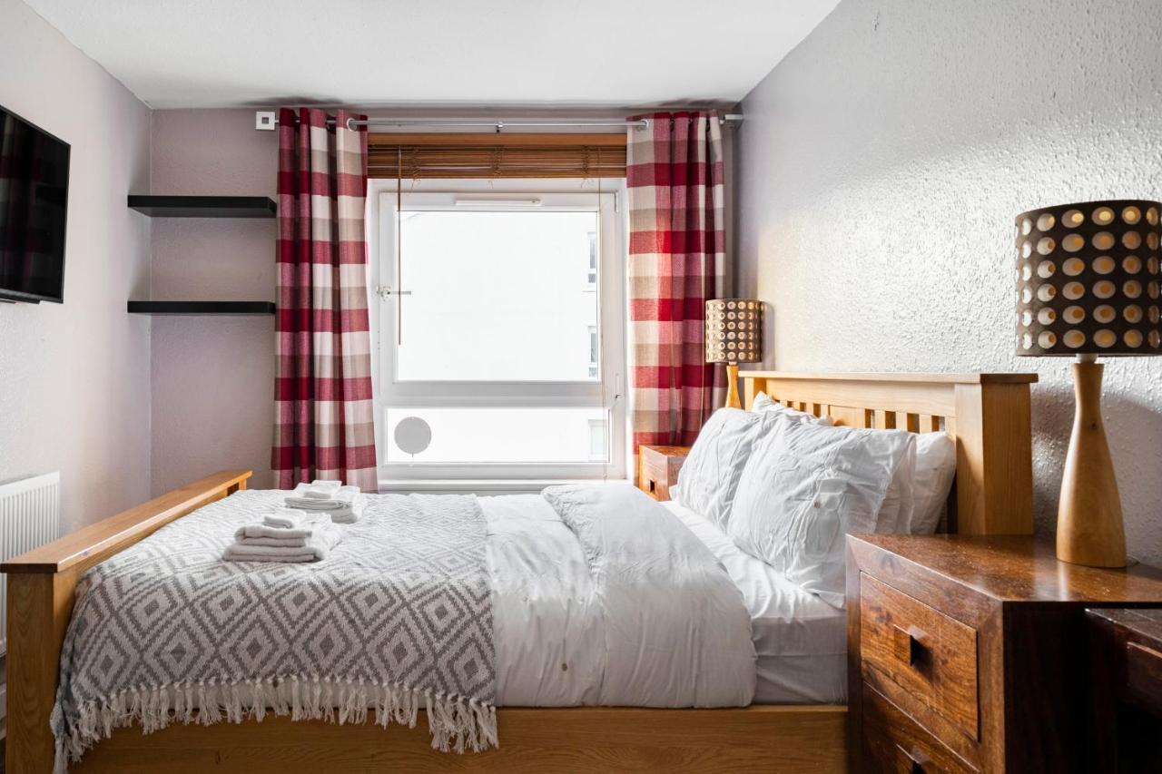 גלאזגו Lovely 1-Bedroom Property With Balcony In West End מראה חיצוני תמונה