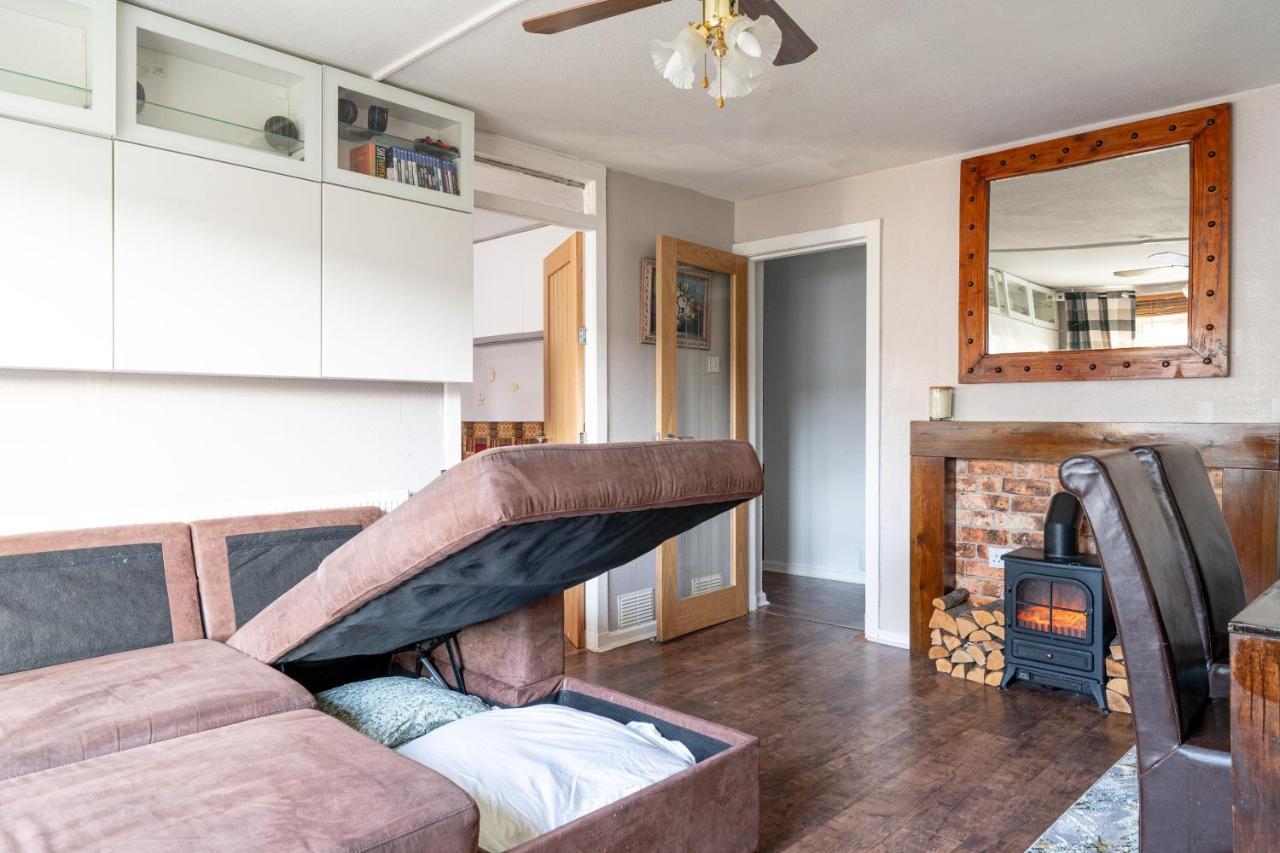 גלאזגו Lovely 1-Bedroom Property With Balcony In West End מראה חיצוני תמונה